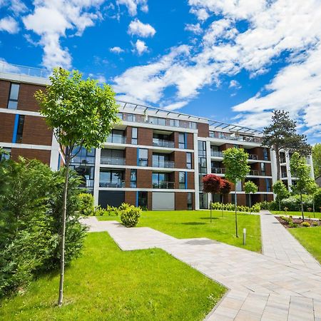 Mf Port Azur Wellness Apartments Siofok Bagian luar foto
