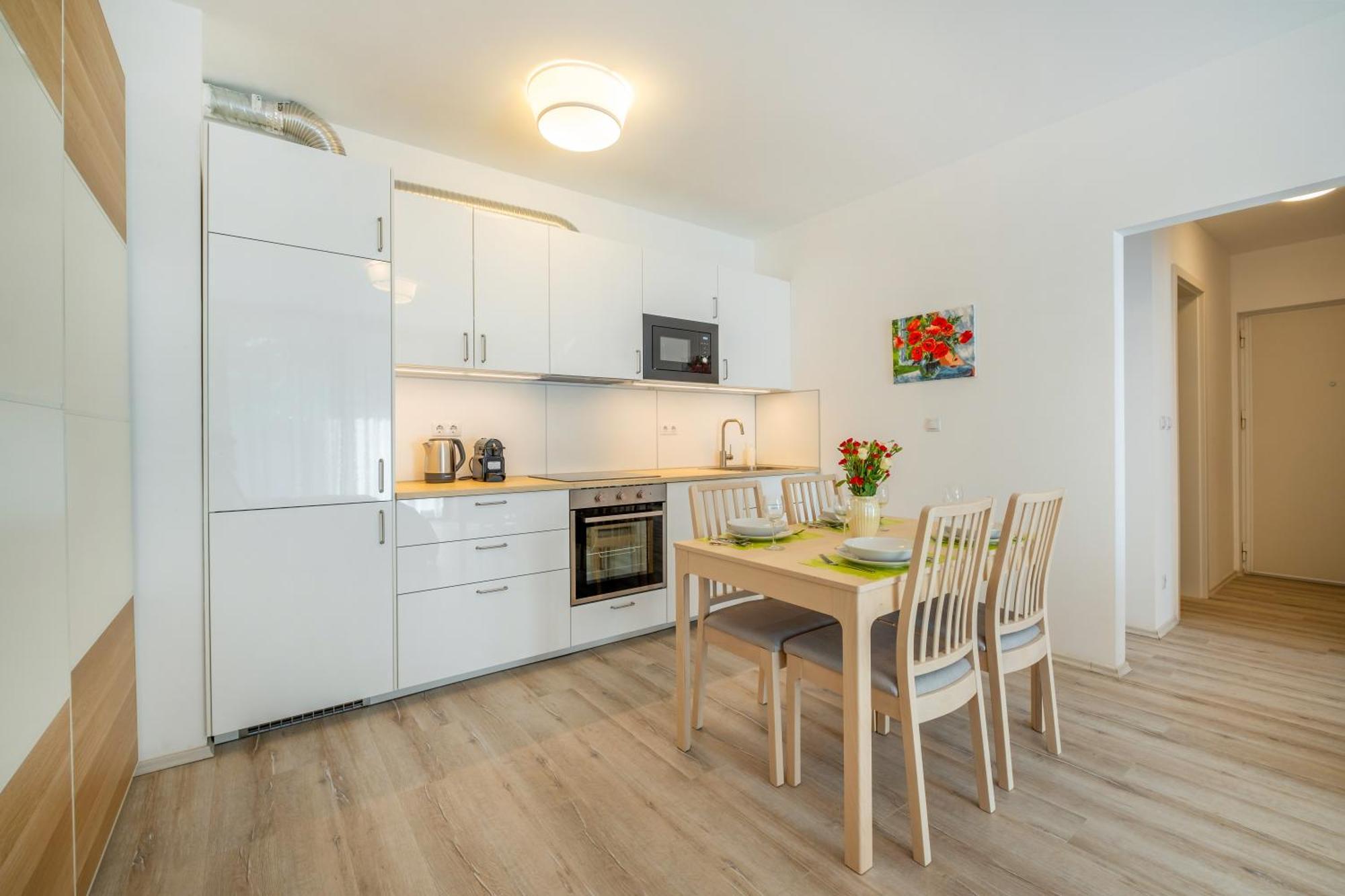 Mf Port Azur Wellness Apartments Siofok Bagian luar foto